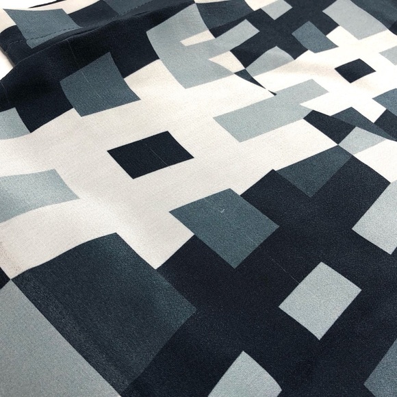 🌺 Vida 100% Silk Color Block Print Short Sleeve Boxy Short Sleeve Blouse Size S - Picture 8 of 10